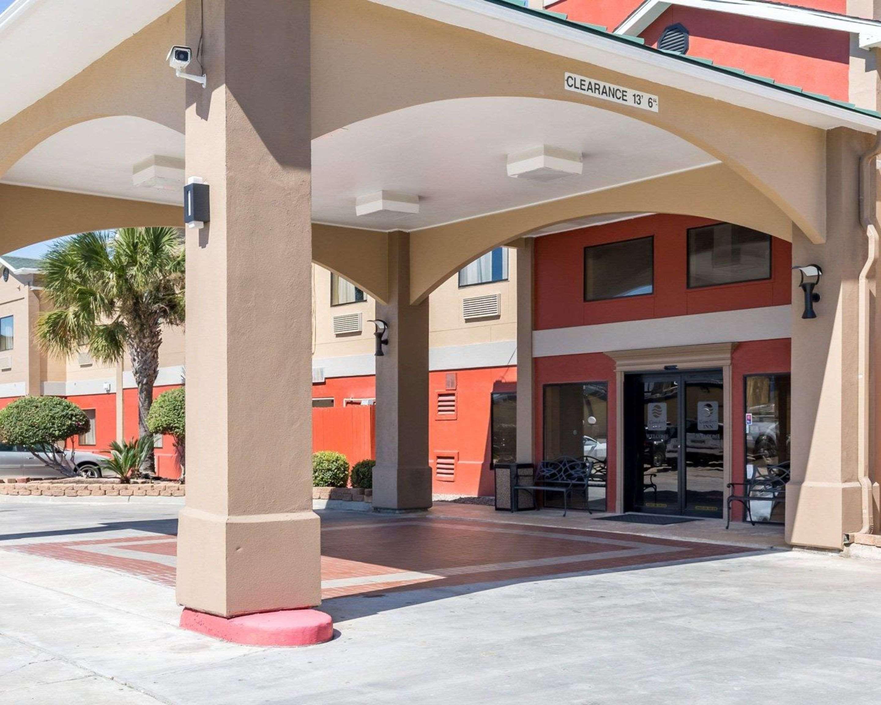 Econo Lodge Inn & Suites East Houston I-10 Luaran gambar